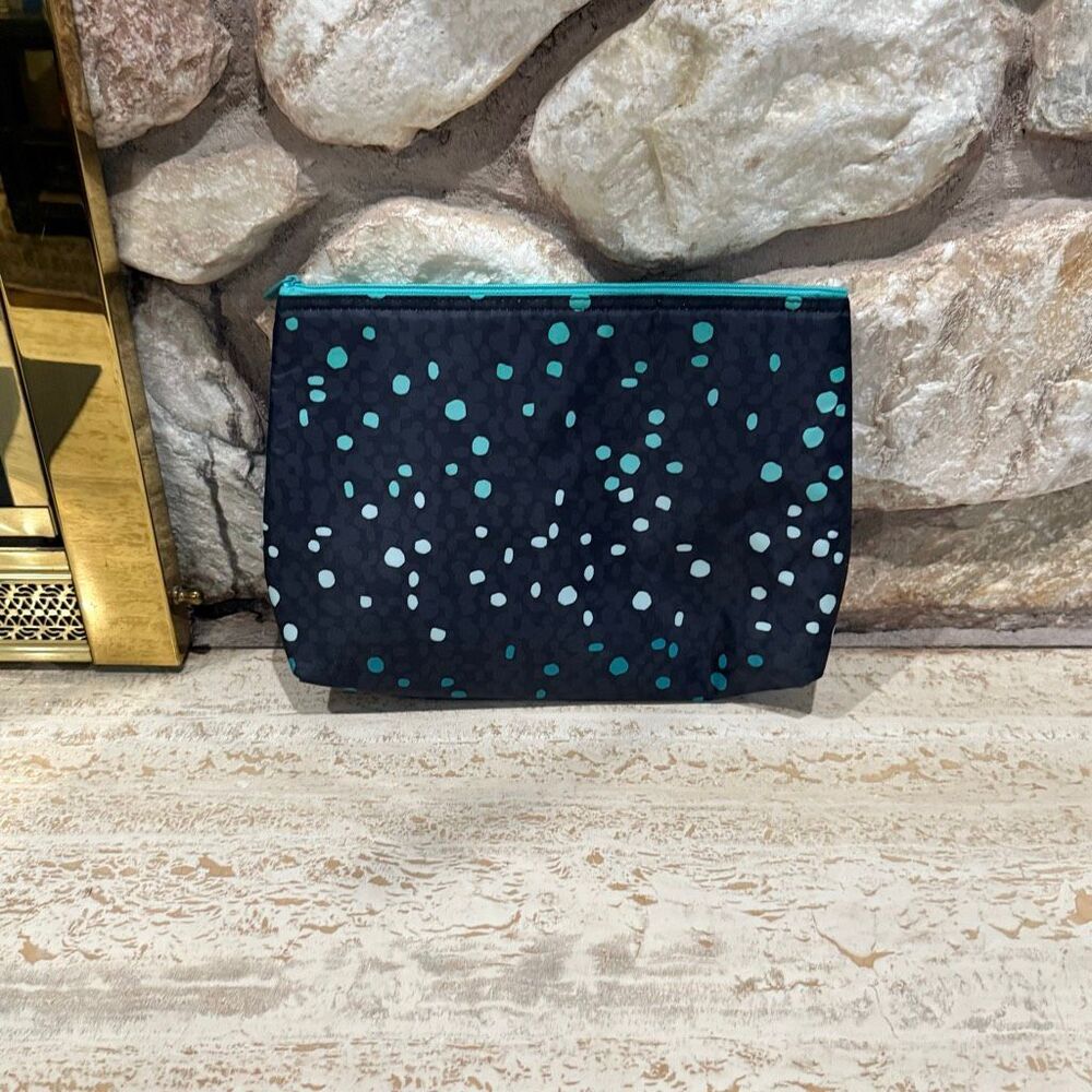 Thirty one gifts insulted thermal large pouch in blue “cool confetti” pattern